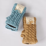 Cable Fingerless Gloves // Caramel