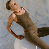 Movement Legging // Cocoa