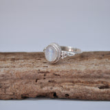Mae Ring // Moonstone