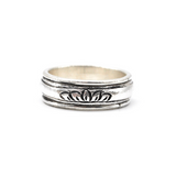 Lotus spin ring // Silver
