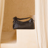 Eva Shoulder // Textured Noir