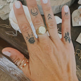 She Sails Free Signet Ring // Gold