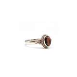 Mae Ring // Garnet