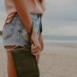 Baby Basic Clutch // Admiral